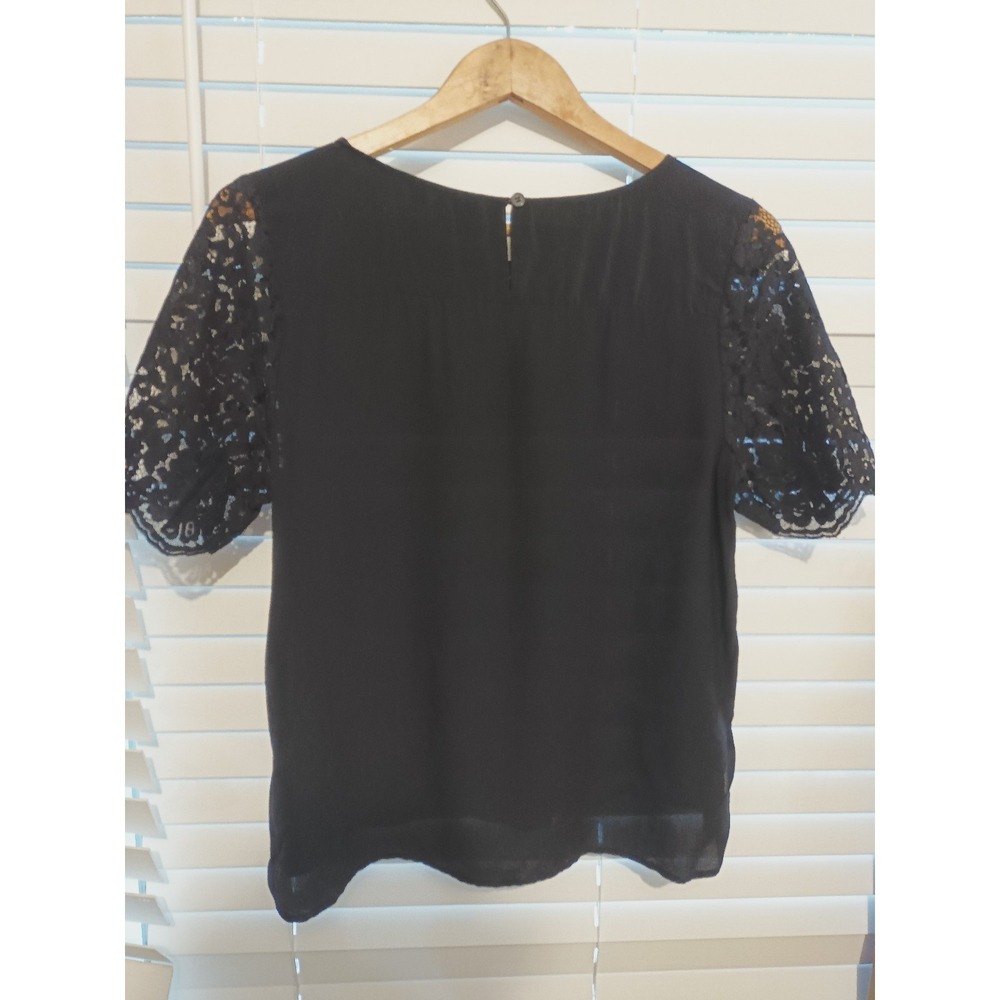 Saks Fifth Avenue Black Collection 100% Silk Blouse Blue Black Lace M - Picture 4 of 6